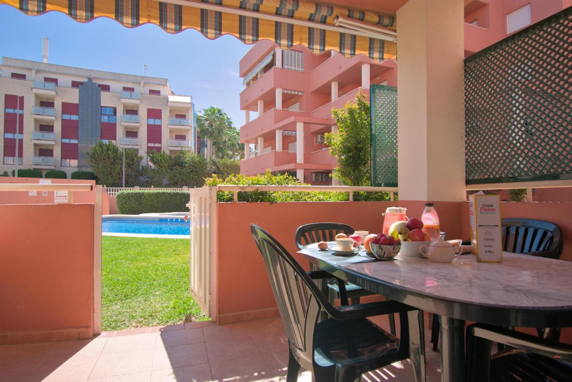 Castillo Playa By Edeal Homes Denia Exteriör bild